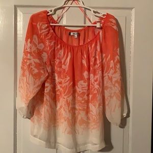 Like new Sz L Jennifer Lopez top